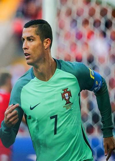 Copa Confederaciones: Portugal derrotó a Rusia y pone en aprietos al anfitrión