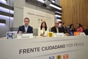 Candidato del Frente será elegido por consenso, dice Barrales