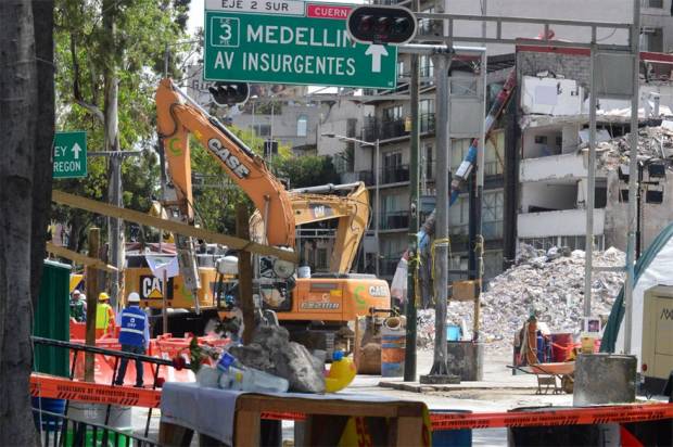 Profeco prepara sanciones contra 13 constructoras tras sismo