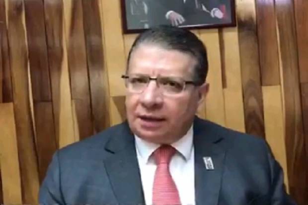 Enrique Doger deja IMSS Puebla en busca de candidatura del PRI