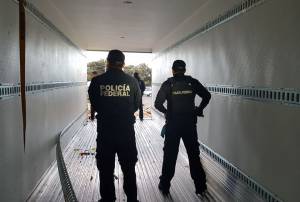 Hallan 310 paquetes de cocaína en tráiler detenido en la Puebla-Córdoba