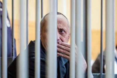 Ex policía ruso, condenado a cadena perpetua por asesinar a 56 mujeres