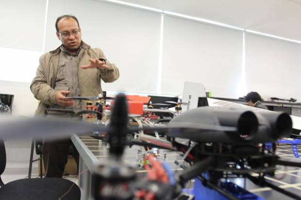 En la BUAP diseñan vehículo no tripulado de ala fija para realizar monitoreo ambiental