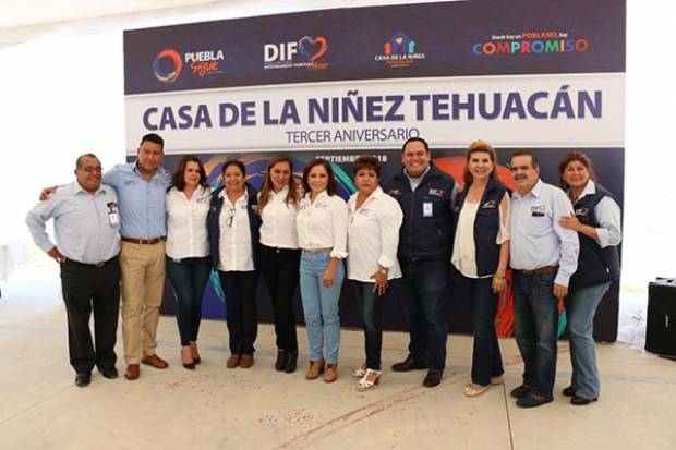 Dinorah López de Gali celebra el tercer aniversario de la Casa de la Niñez de Tehuacán