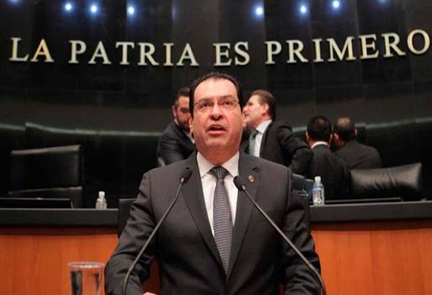 Poblano Ricardo Urzúa, a Comisión del Senado que irá a EU a renegociación del TLCAN
