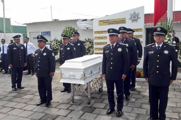 Homenaje para policía municipal asesinado al frustar asalto en Ruta 7