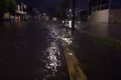 VIDEOS: Lluvia de anoche deja encharcamientos y cierres viales en Puebla