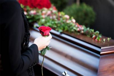 Mexicanos, poco interesados en quién pagará su funeral