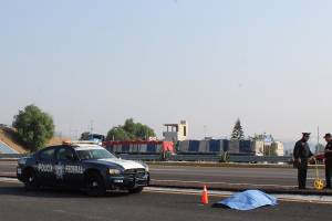 Hombre pereció atropellado en la autopista Puebla-Orizaba