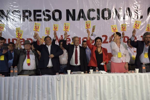 PT aprueba alianza con Morena por la Presidencia en 2018