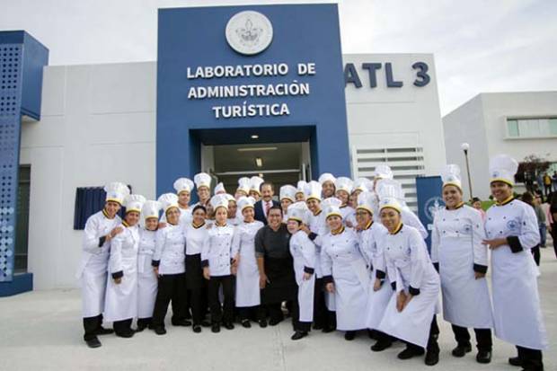 El rector de la BUAP inaugura Laboratorio de Administración Turística y planta de tratamiento en Atlixco