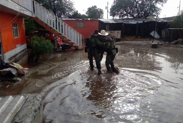Atención para 73 mil poblanos en riesgo por lluvias, anuncia Tony Gali