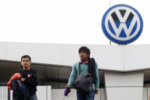 Volkswagen ofrece aumento salarial de sólo 2% a trabajadores