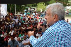 Por débil, Peña debe posponer negociación del TLCAN: AMLO
