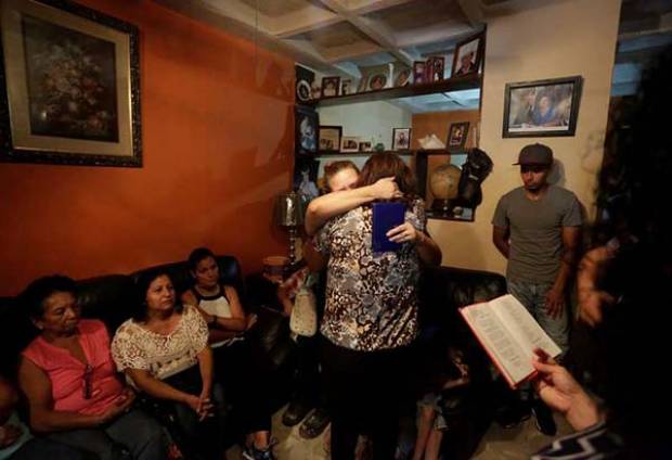 Lloran en México muerte de familia latina arrastrada por el agua en Houston, Texas