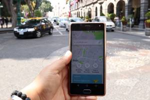 Uber impugnará reforma legal en Puebla para cobrar en efectivo
