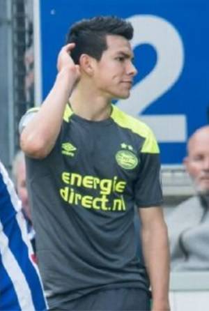 Hirving Lozano, de goleador a expulsado en el PSV