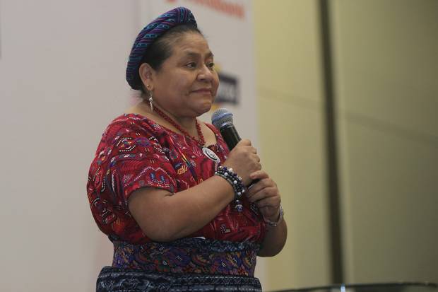 Violencia contra mujeres, porque ganaron poder: Rigoberta Menchú en Puebla