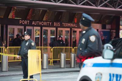 Explosión de bomba casera deja cuatro heridos en Metro de Nueva York