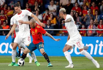 España se despidió de su afición con empate ante Suiza