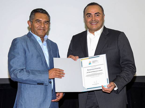Auditoría de Puebla y el IAP firman convenio de colaboración