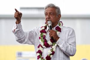 INE ordena suspender llamadas contra López Obrador