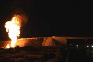 FOTOS: Arden tomas clandestinas de gas en San Jerónimo Ocotitlán, Acajete