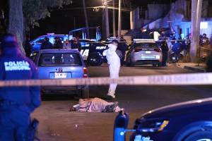 FOTOS: Matan a balazos a dos personas y hieren a tres más en La Joya