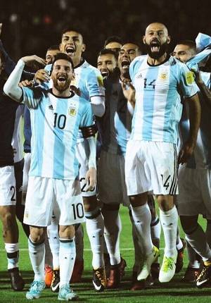 Rusia 2018: Triplete de Messi metió a Argentina al Mundial