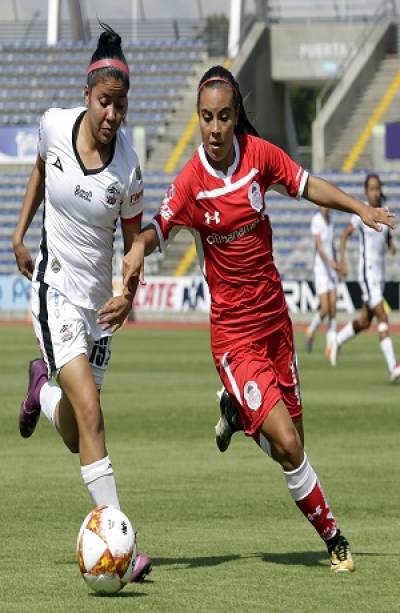 Lobos BUAP Femenil dejó ir la victoria; empató 2-2 ante Toluca
