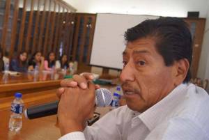 Alcalde de Morena en Puebla metió a su hijo y novia a la nómina municipal