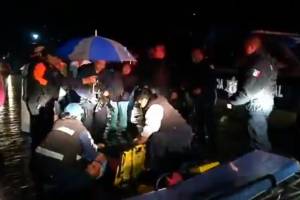 Ladrón se salvó de ser linchado en Texmelucan; un policía resultó herido