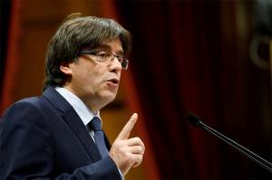 Piugdemont se auto exilia en Bélgica y acepta elecciones en Cataluña