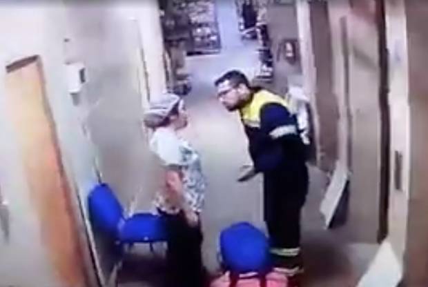 VIDEO: Paramédico golpea a mujer embarazada en Chile