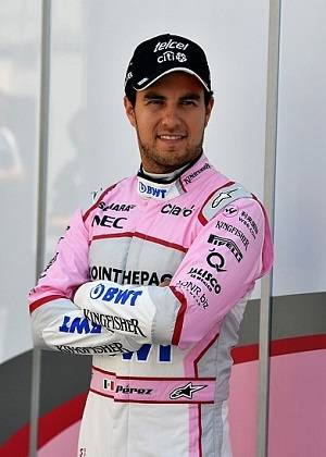 Checo Pérez se quedará una temporada más en Force India