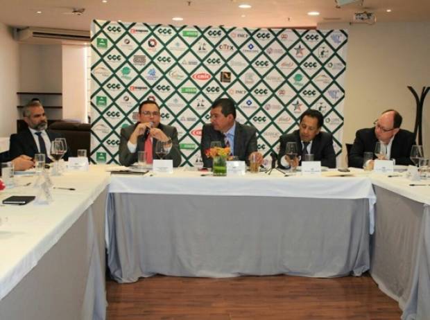 CCE ratifica confianza en el IEE Puebla
