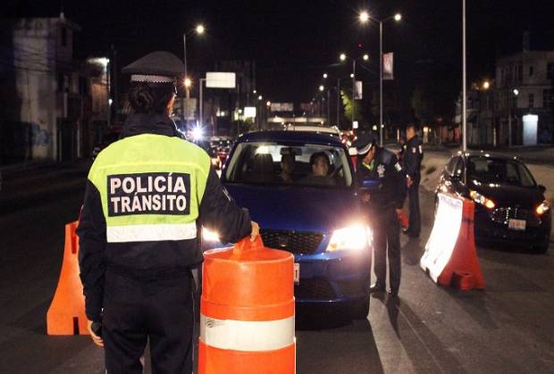 Alcoholímetro en Puebla remitió 17 vehículos al corralón