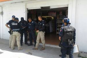 Dos heridos en violento asalto a tienda de abarrotes en Granjas del Sur