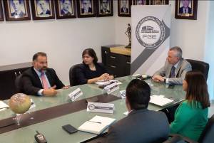 Fiscalía de Puebla y Embajada de EU estrechan lazos de colaboración