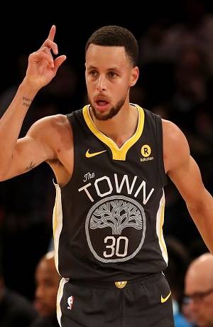 NBA Finals: Warriors y Curry, con paso firme al título