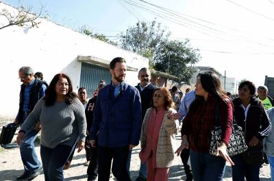 Alcalde Banck inicia pavimentación de calles en San Baltazar Campeche