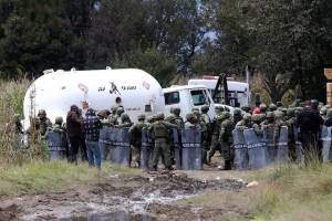 Habitantes de San José Carpinteros enfrentan a militares por pipa con gas