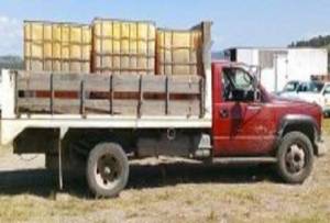 Decomisaron camionetas con más de 10 mil litros de combustible robado en Puebla