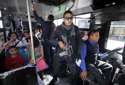 Van 65 asaltos a transporte público en Puebla este 2017: SESNSP