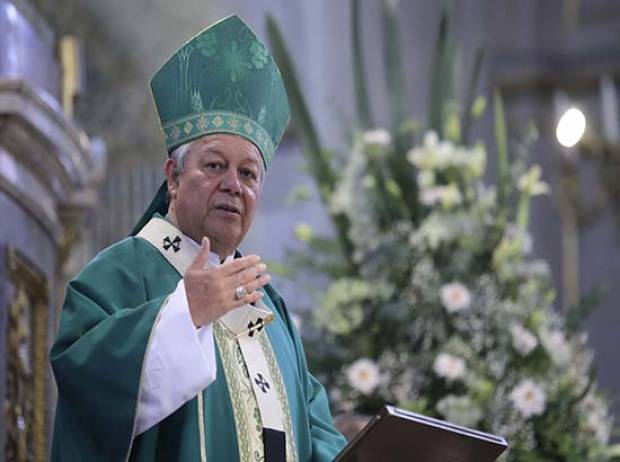Tony Gali, cercano a la gente durante su gobierno: Arzobispo de Puebla