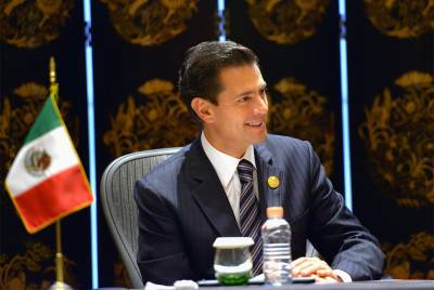 Peña Nieto ofrece puertas abiertas a “dreamers” que regresen a México