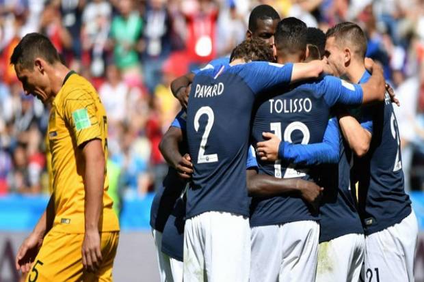 Francia y la tecnología derrotaron 2-1 a Australia