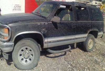 Decomisan más de 4 mil litros de combustible ilícito y vehículos robados en Puebla