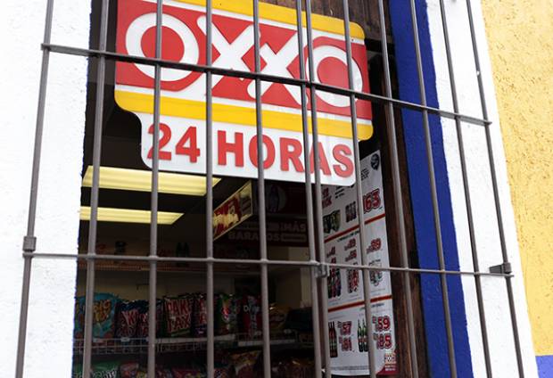17 comercios incumplieron con nuevas reglas para venta de alcohol en Puebla