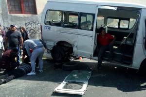 Choque entre Ruta 26 y automóvil deja ocho lesionados en el centro de Puebla